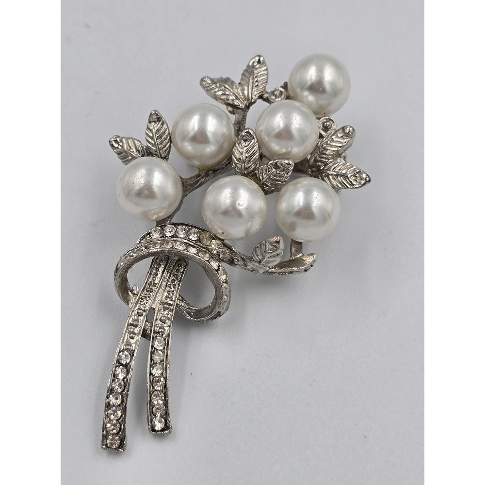 Vintage Faux Pearl & Rhinestone Bouquet Brooch Pin Silver Tone Floral Ribbon